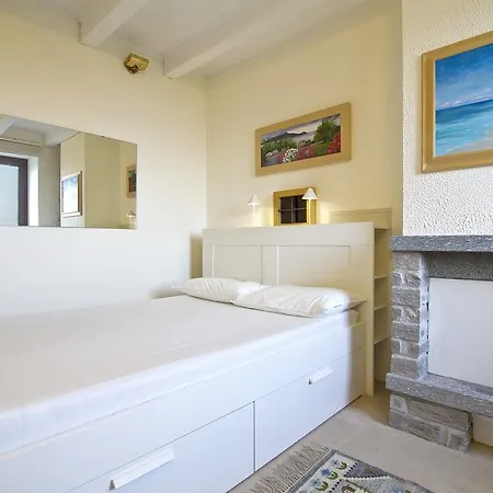 Cascina Del Sol Apartment *